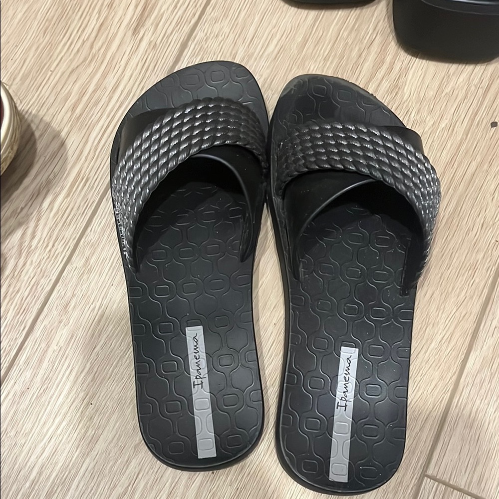 Ipanema Black Slide Sandals